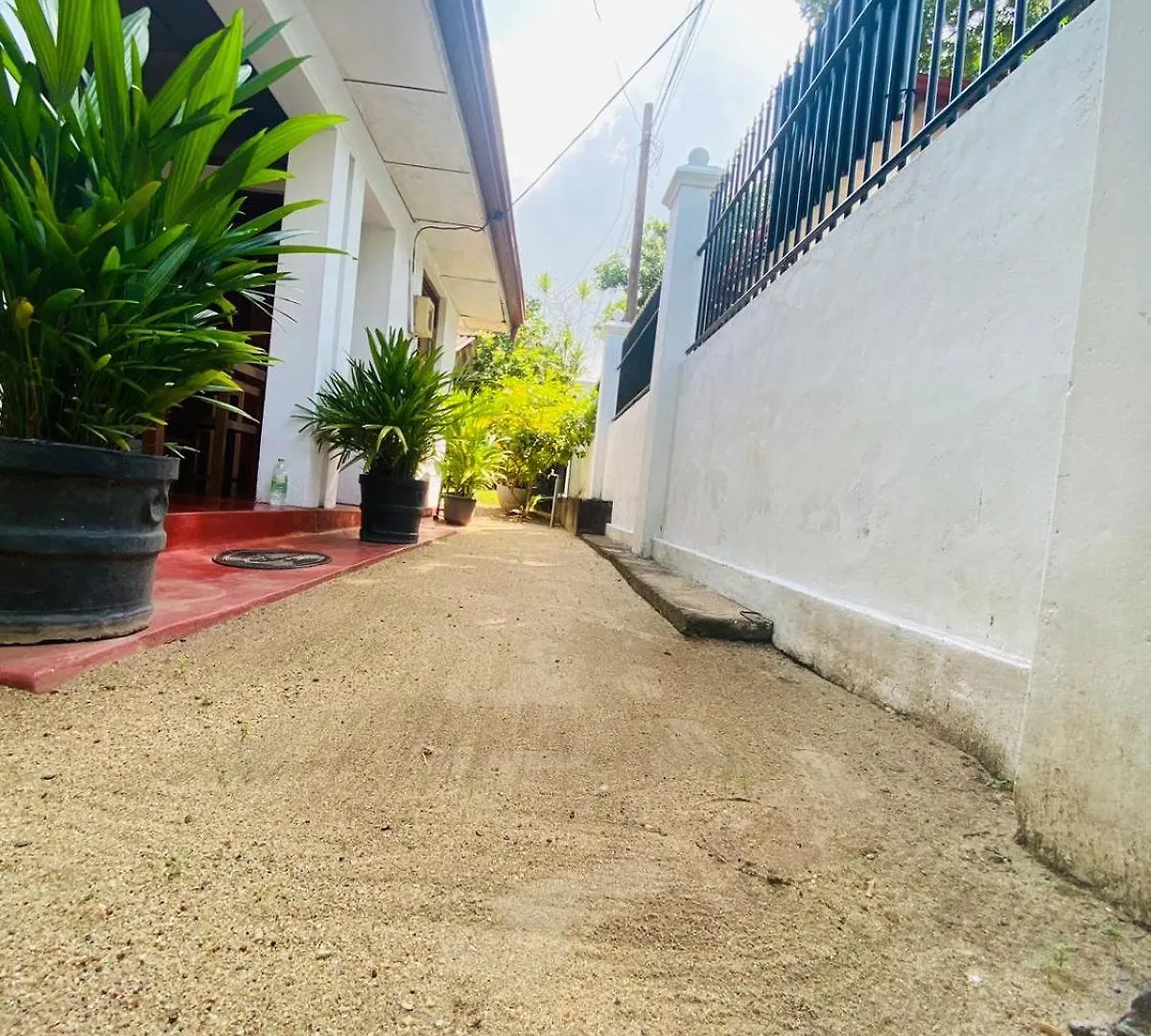Airport Rest Family Cottage Katunayake
